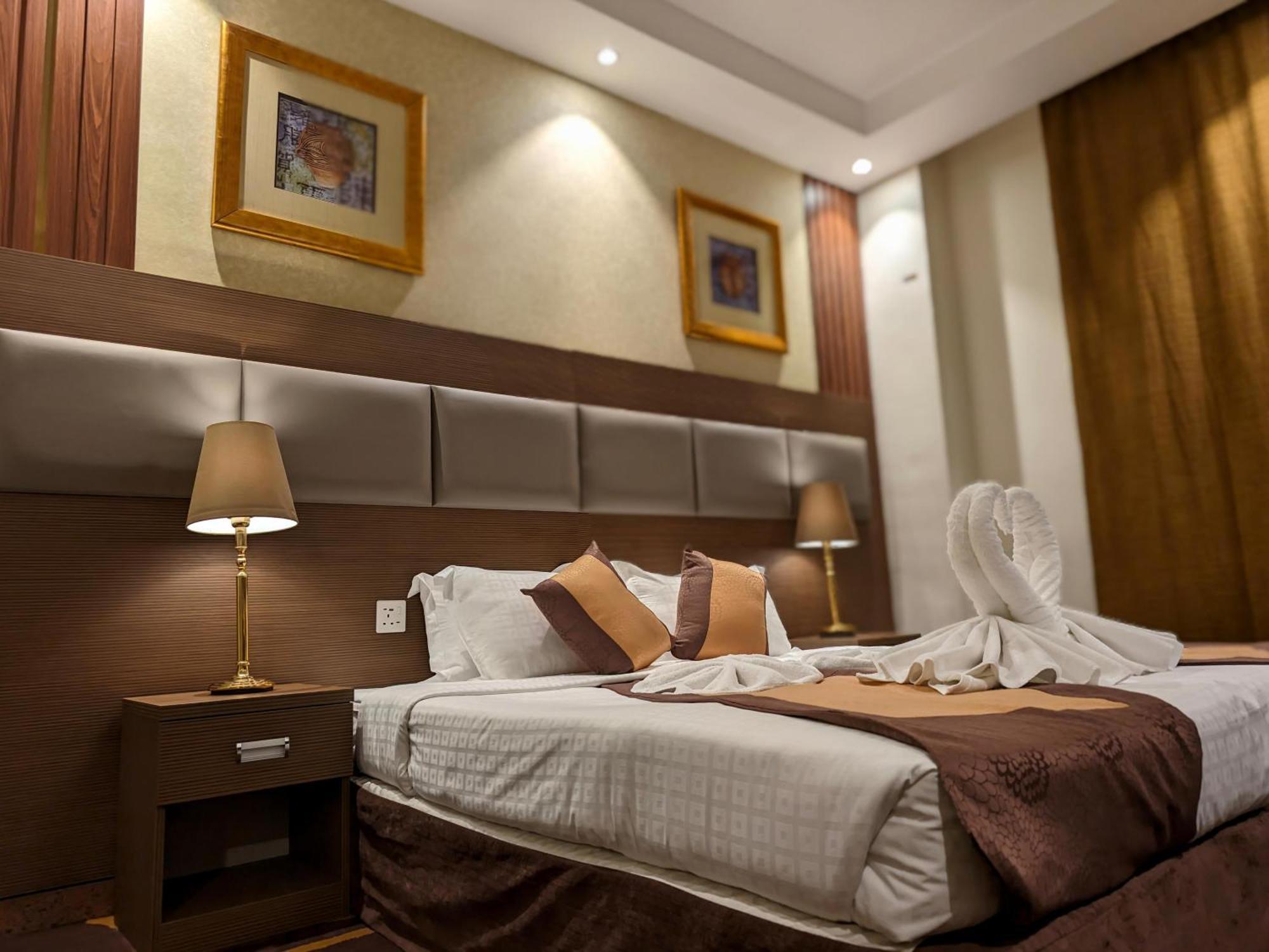 Qasr Al Ansar Golden Tulip Hotel Medína Exteriér fotografie