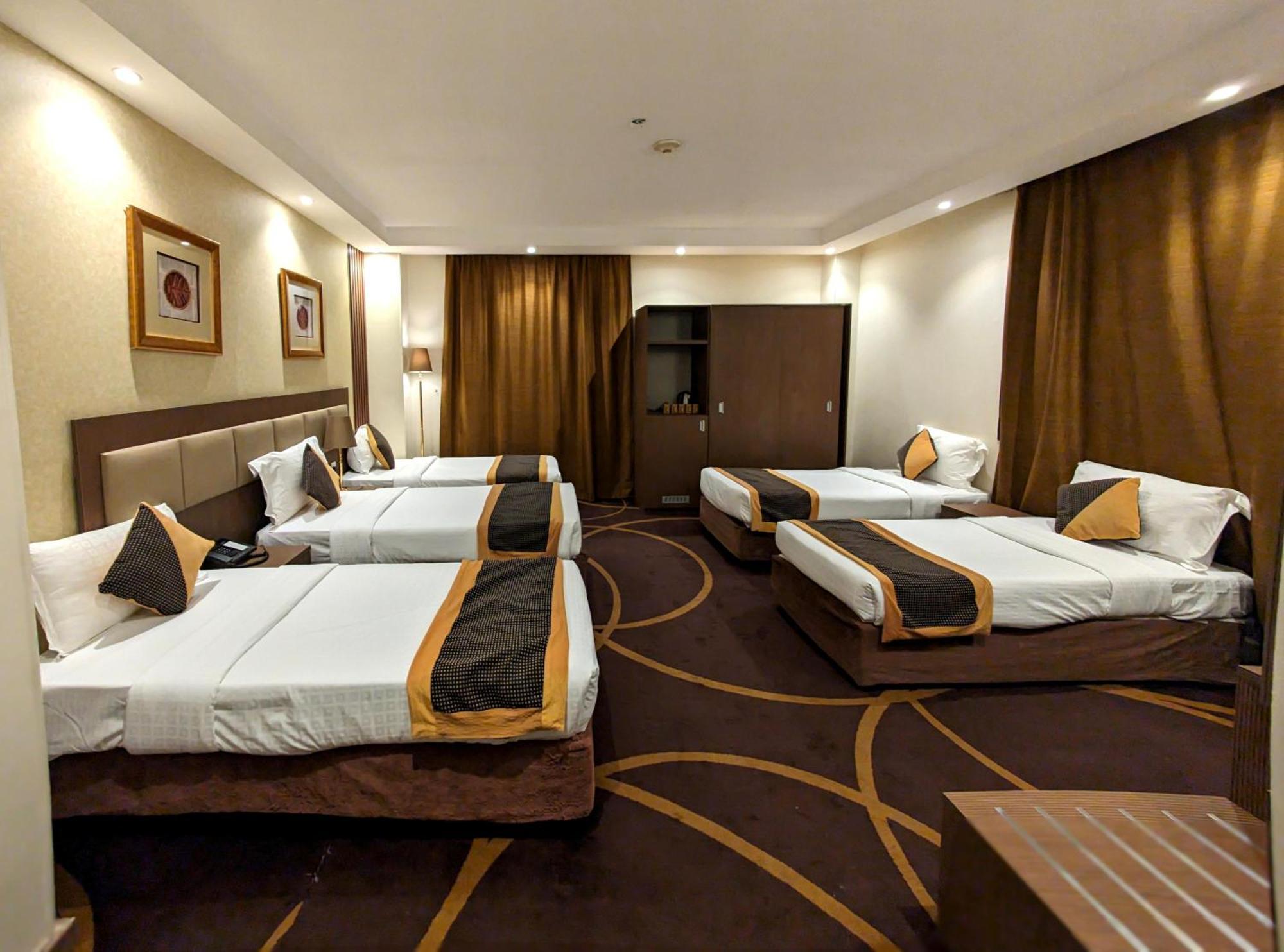 Qasr Al Ansar Golden Tulip Hotel Medína Exteriér fotografie